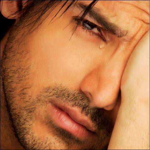 صور بكاء الرجال من الصعب على الرجل ان يبكي يوما صور حزينه