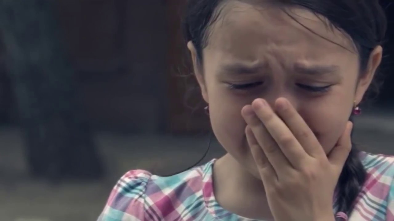 طفلة تبكي , صور بنات حزينة - صور حزينه