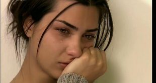 1083 لميس تبكي - مشهد من الدراما التركيه الرائع دلال ثري